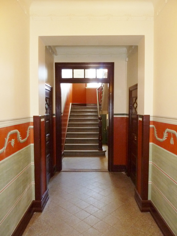 Entrén till Regeringsgatan 71